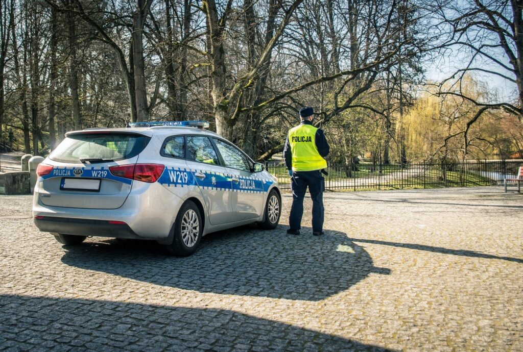 Podwarszawska "farmacja" narkotykowa odkryta przez mokotowską policję